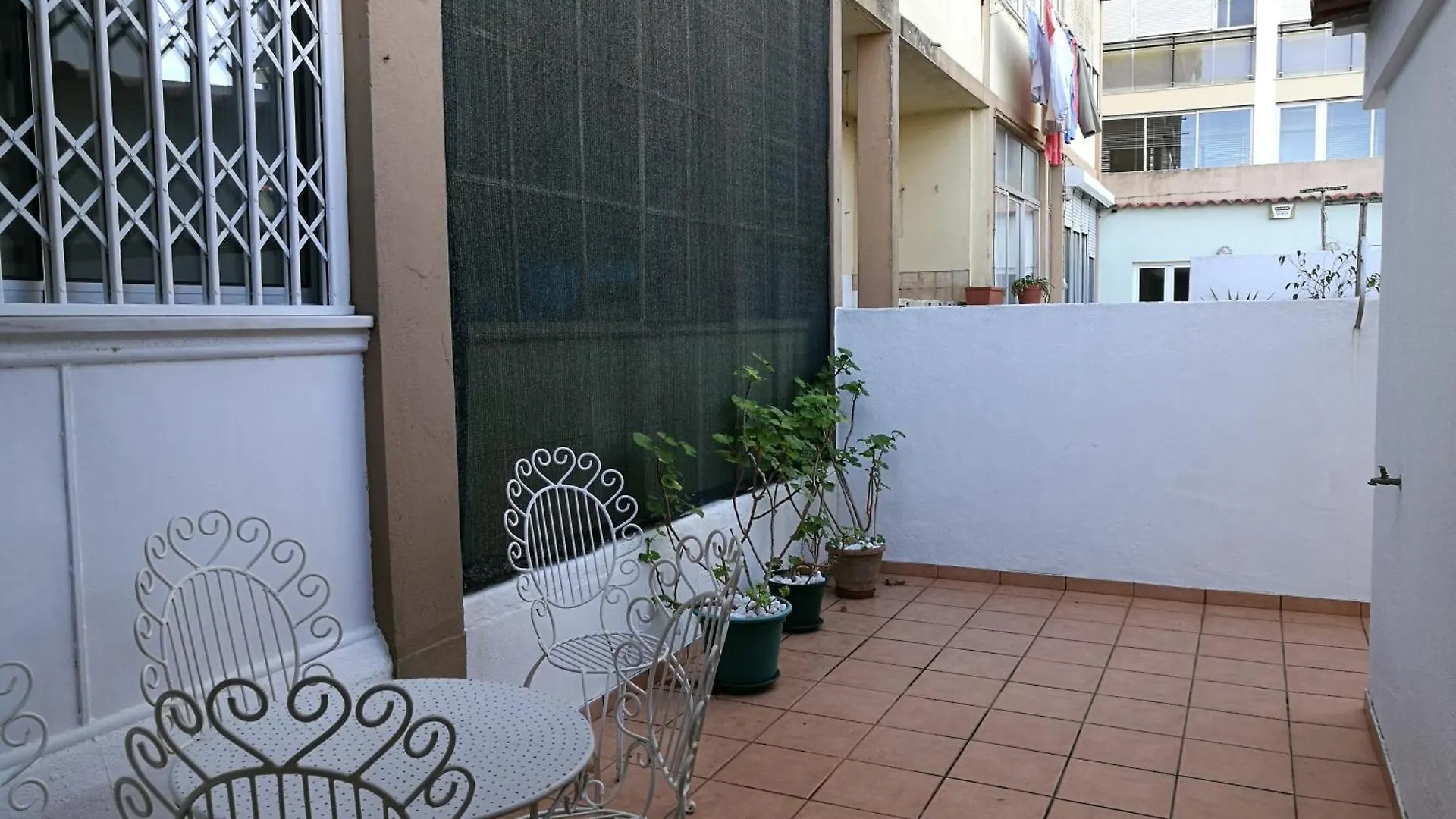 Discovery Apartment Benfica Lisbona